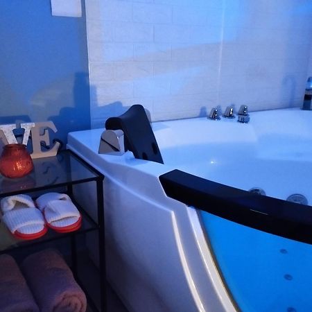Villa Bed&Dreams In Salento Bilocale Con Vasca Idromassaggio Guagnano Exterior foto
